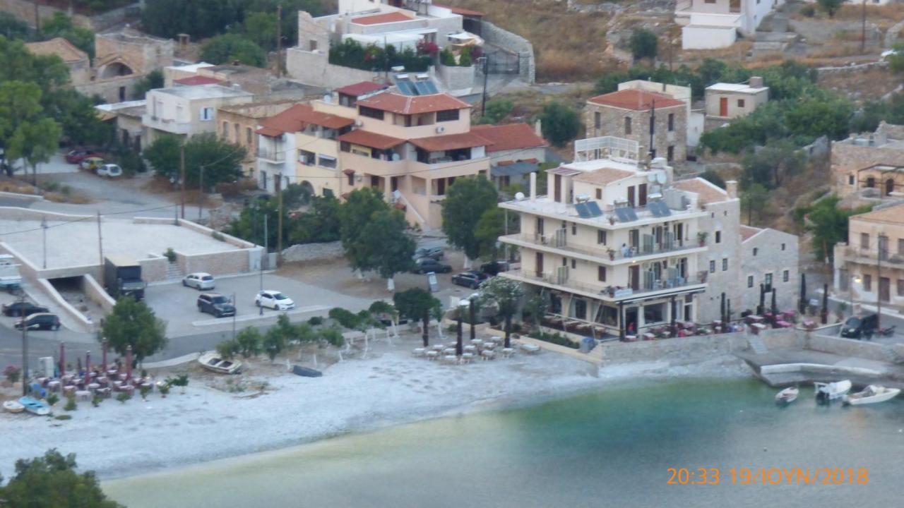 Η Αρμενόπετρα Apartment Gerolimenas Exterior photo